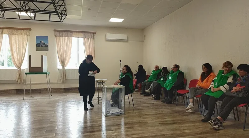 Georgia 14th Congressional District special election voters heading to polls