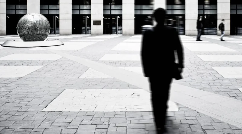 Kent: Counterterrorism Official Walked supporting visual