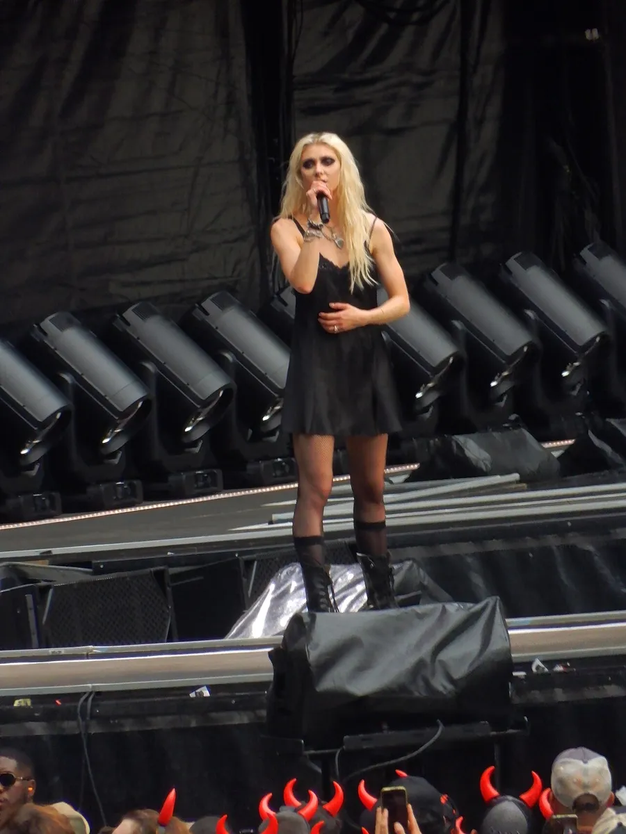 Olivia Dean Streak Continues: hero image