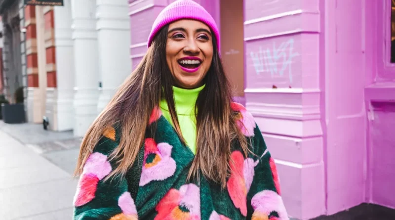 Bold Print Fashion supporting visual